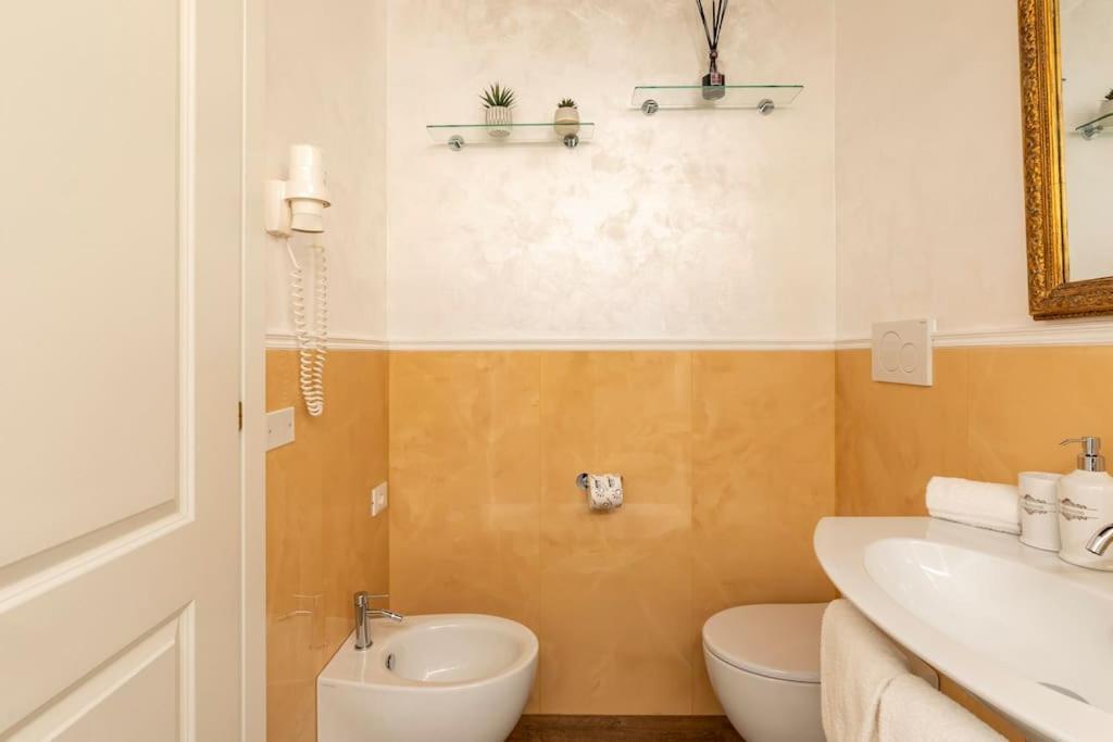 Frattina Elegance Suite Roma Exterior foto